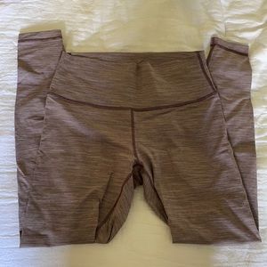 Lululemon Wunder Under leggings